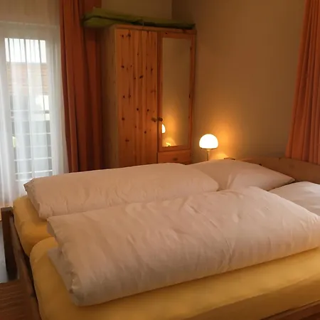 Am Campus Velden Nocleg ze śniadaniem *