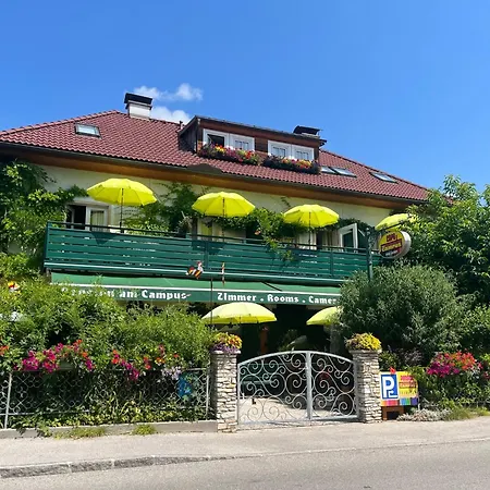 Am Campus Velden