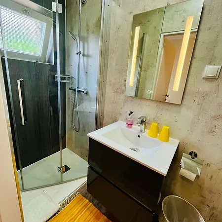 住宿加早餐酒店 Am Campus Velden 3*