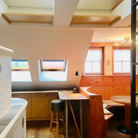 Am Campus Velden 住宿加早餐酒店 沃尔特湖畔韦尔登