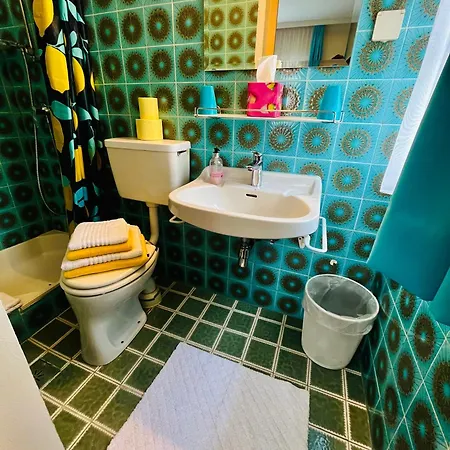 ベッド・アンド・ブレックファスト Am Campus Velden 3*