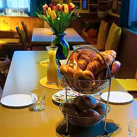 住宿加早餐酒店 Am Campus Velden 3*