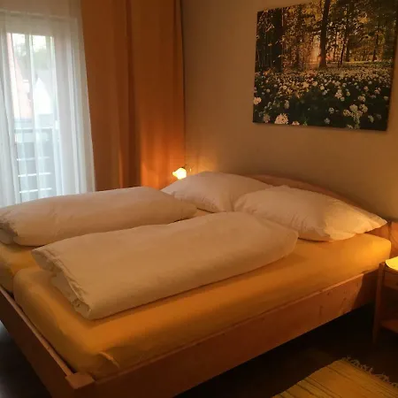 Am Campus Velden